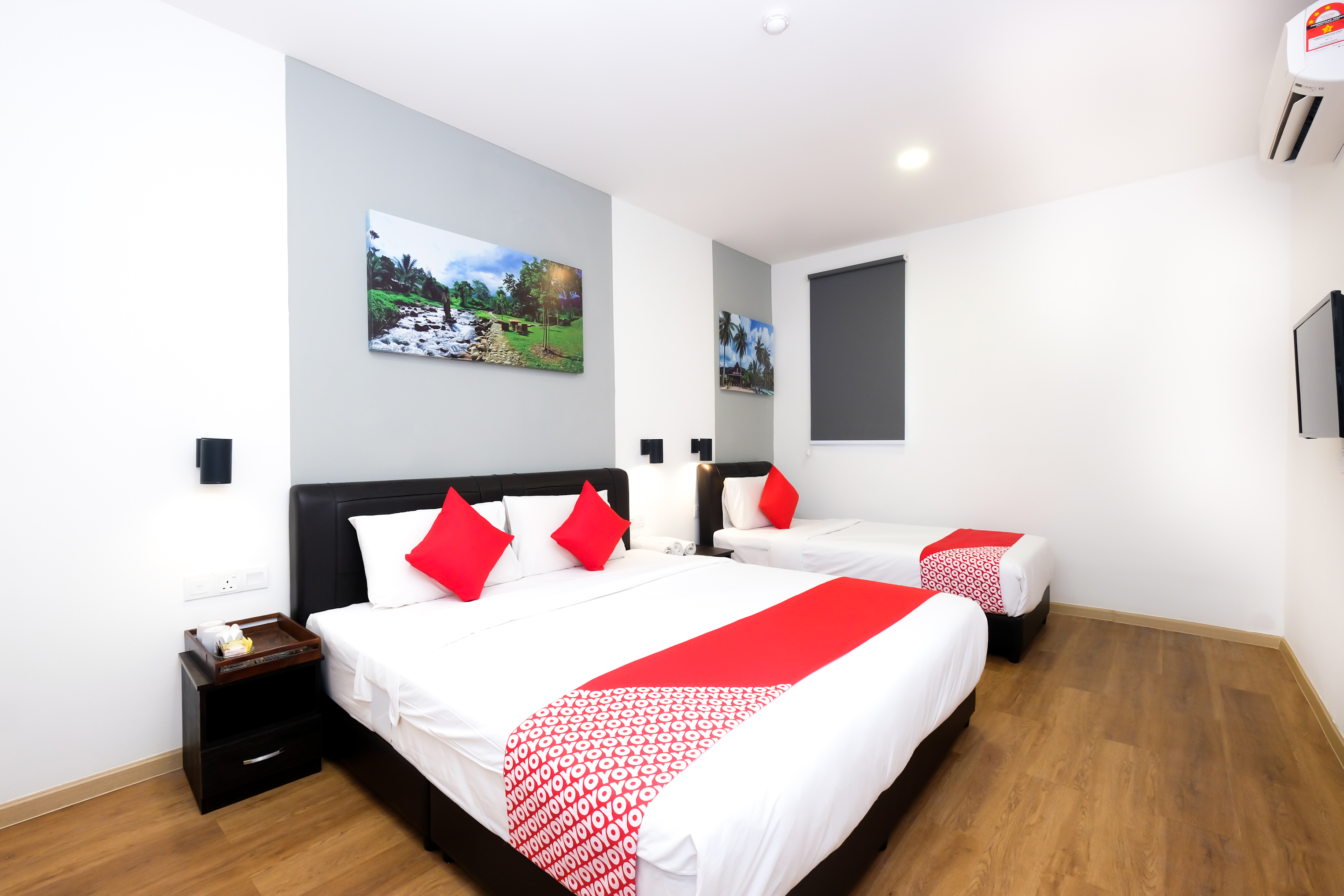 OYO 89492 Carlton Inn Bukit Ubi 12/37