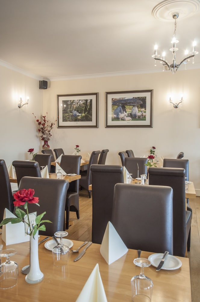 Exeter Court Hotel 55/66