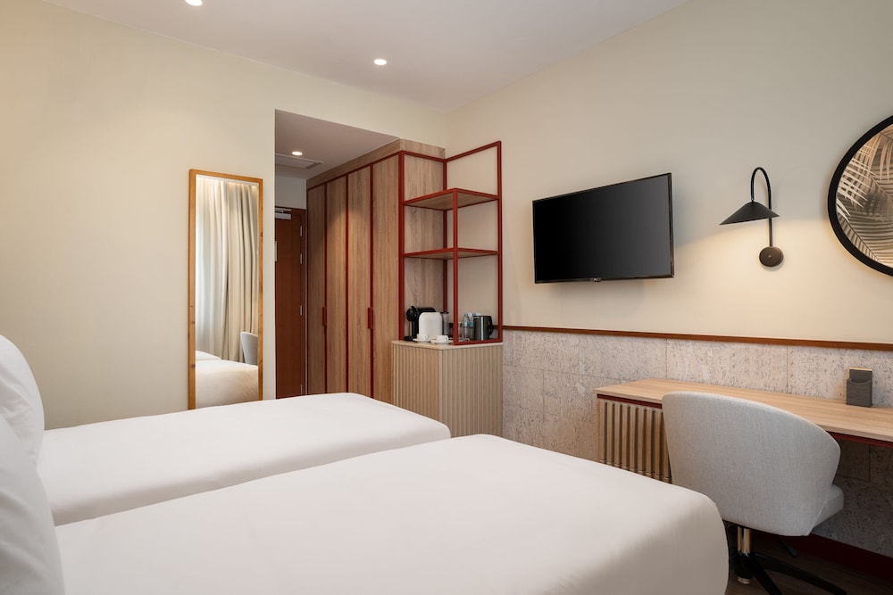 Protea Hotel Luanda 12/49