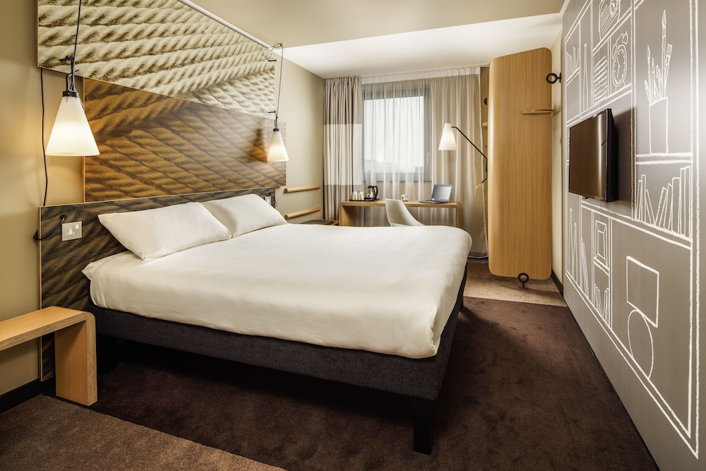ibis Manchester Centre Princess Street 20/68