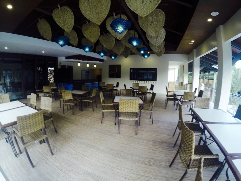 MO2 Lagoon Coron 52/61