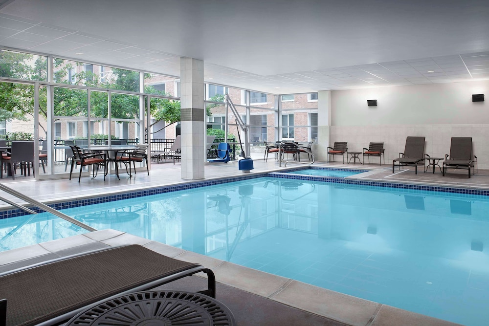 Hyatt Place Boulder Pearl Street 24/60