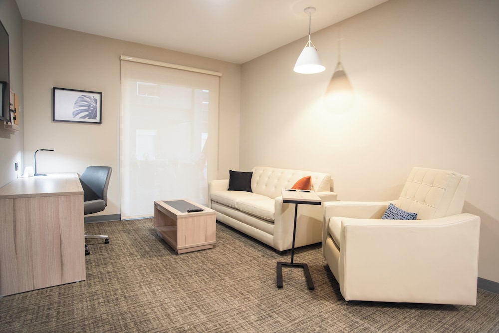 Candlewood Suites Guadalajara Galerias 26/49