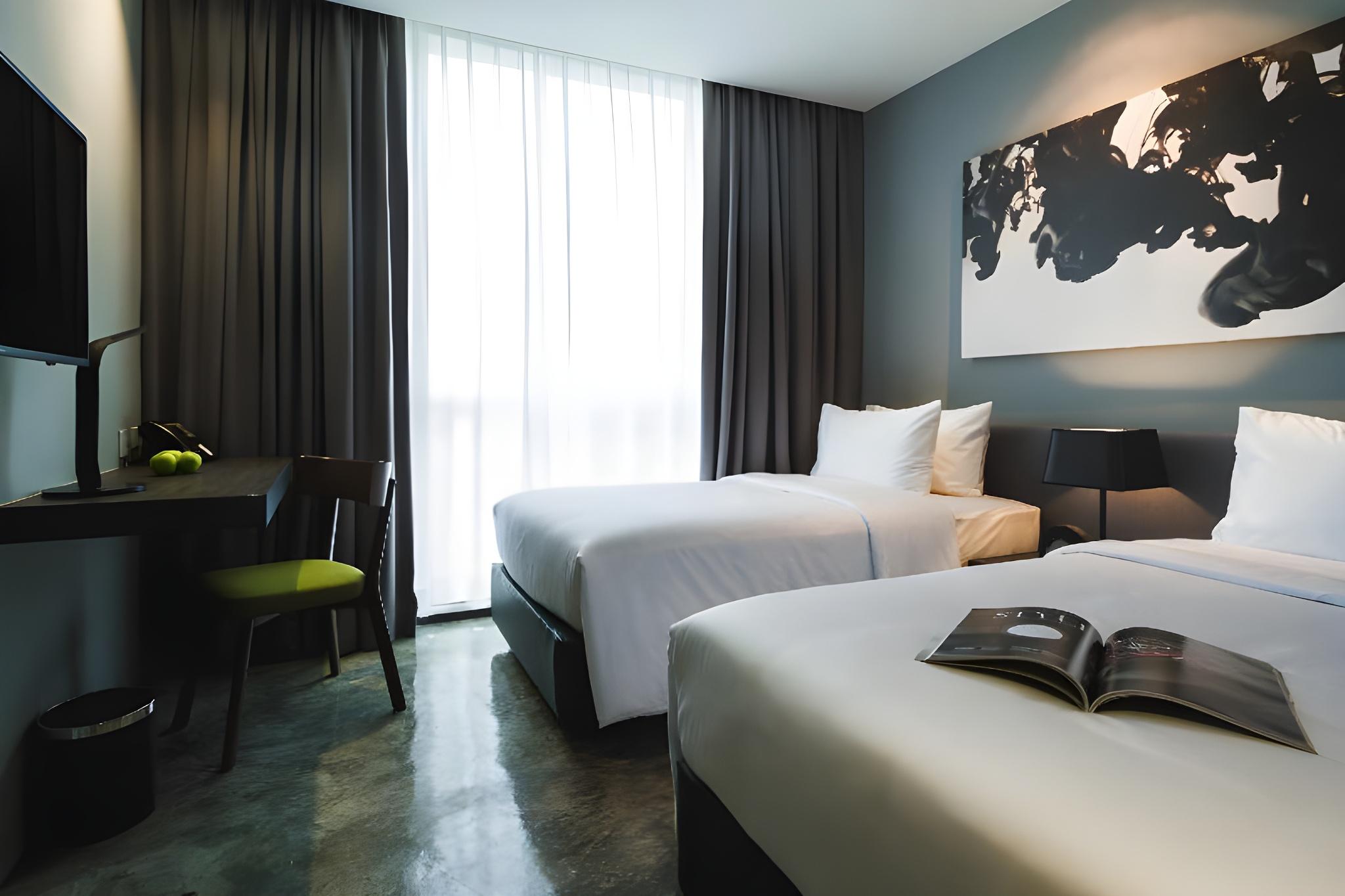 Z Plus, Premier, King Bed