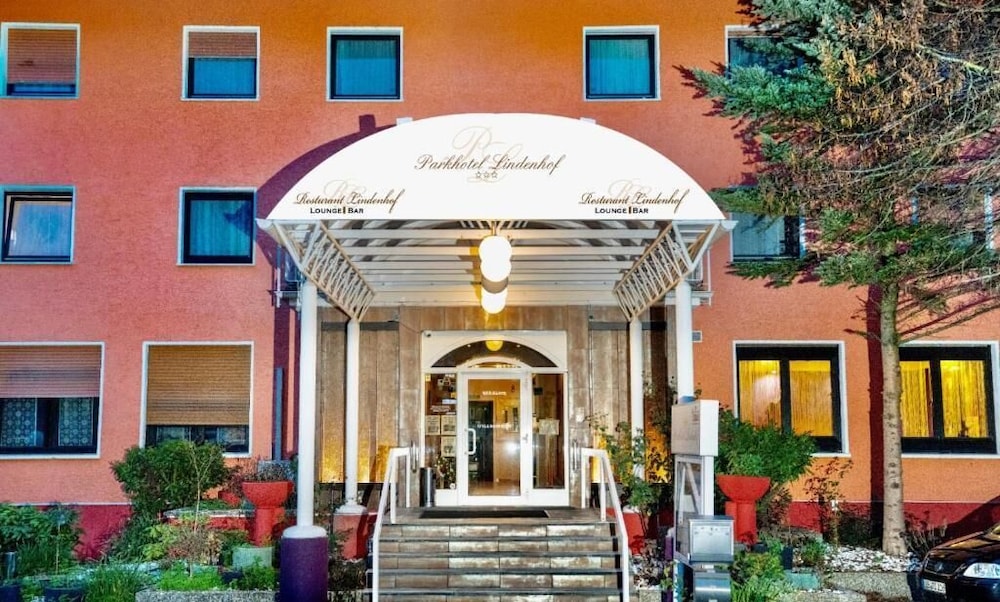 Parkhotel Lindenhof 3/40