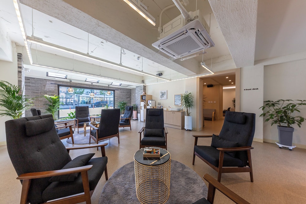 1962 Business Hotel 38/50