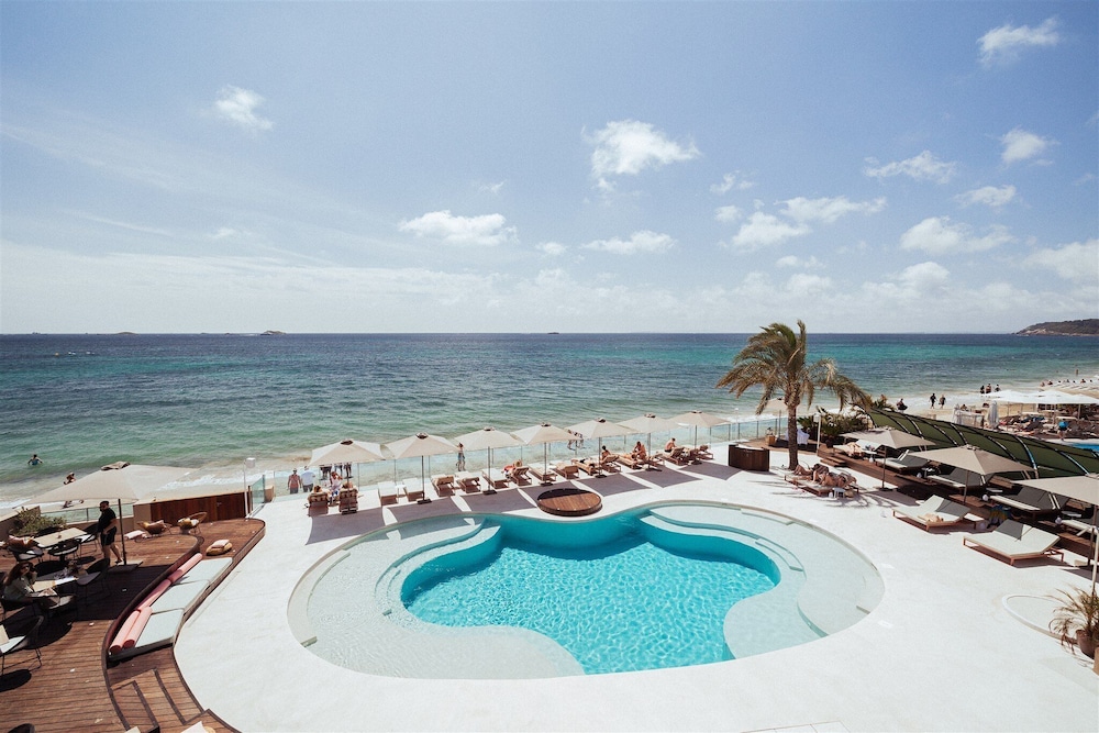 AMA Ibiza Beachfront Suites - Adults Only 57/64