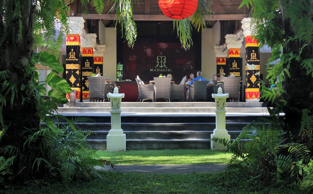 Mahagiri Villas Sanur 1/50