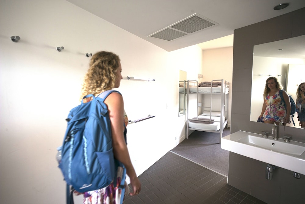 YHA Sydney Harbour 14/32