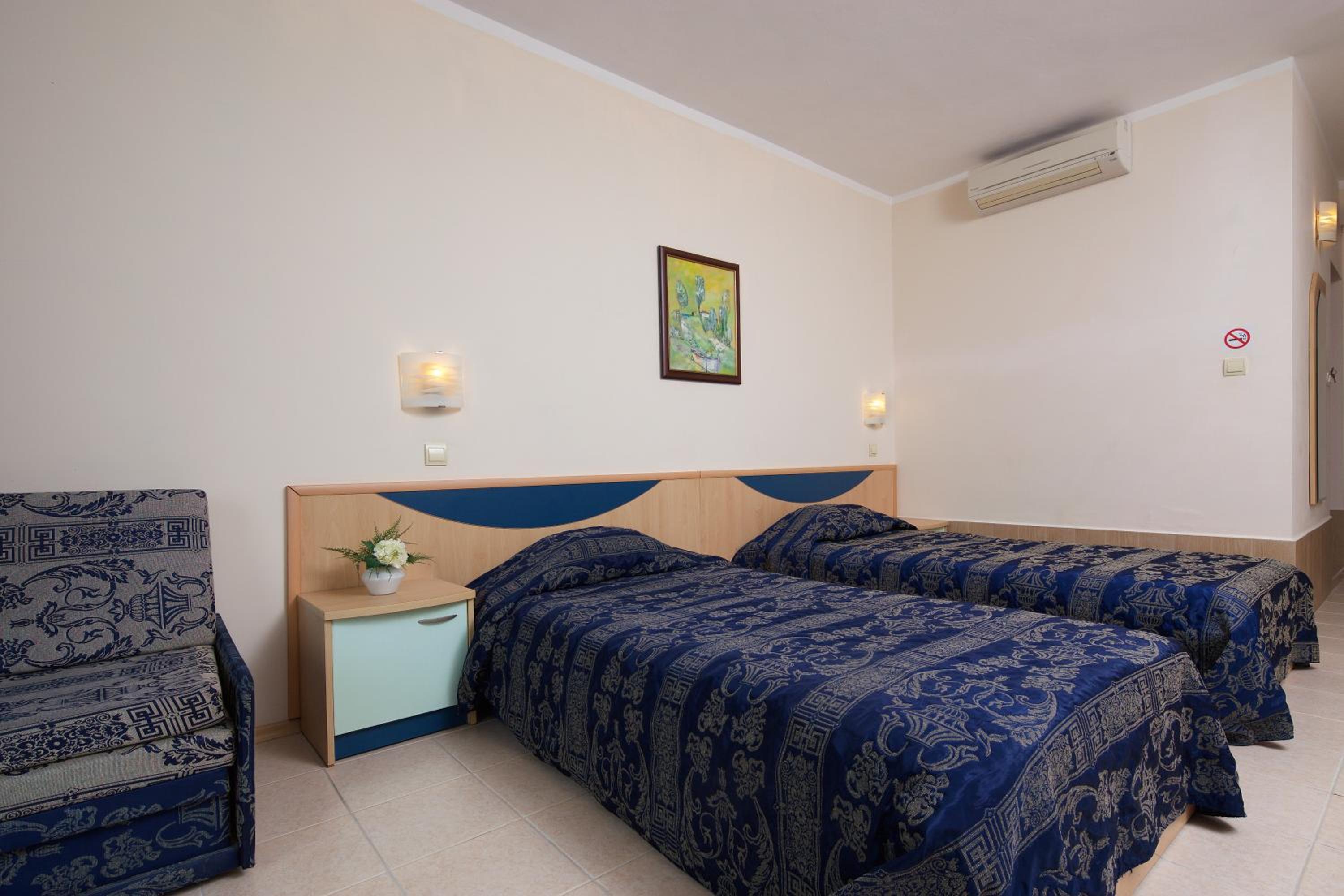 Blue Bay Hotel 14/50