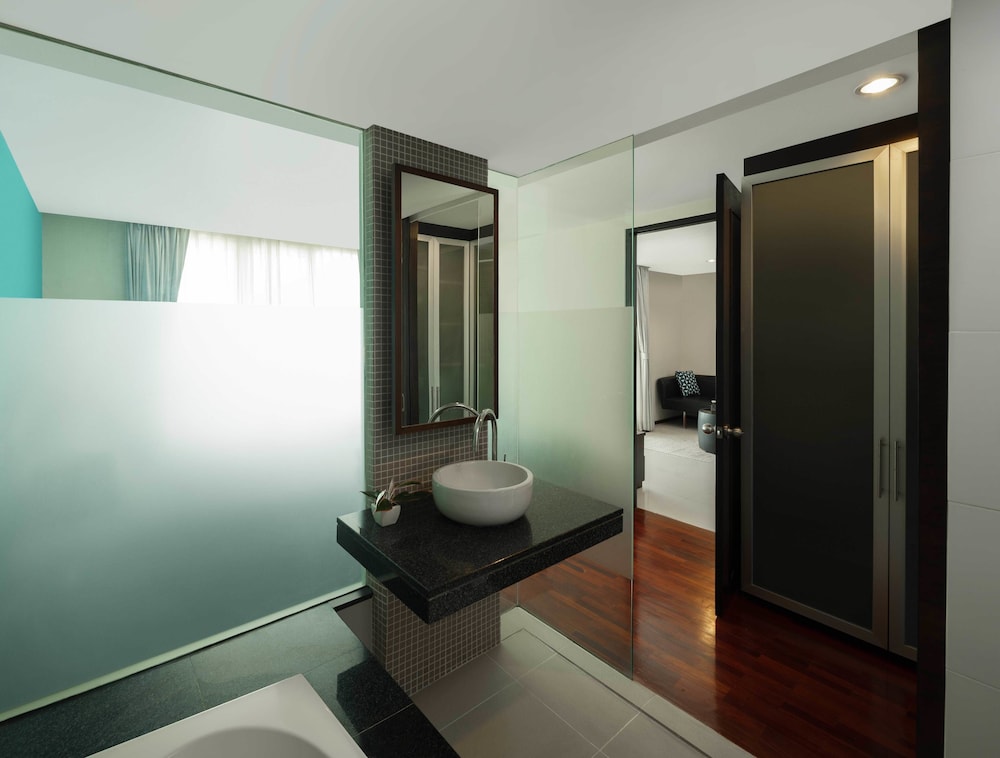 Silom Lofts Hotel 18/47