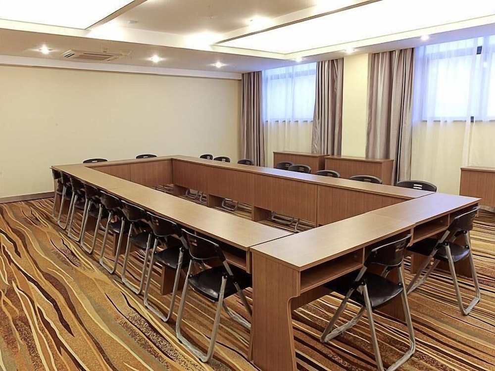 Greentree Inn Taizhou Gaogang District Gov. Business Hotel 37/47