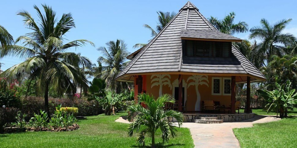 Sunset Villa Diani 48/50