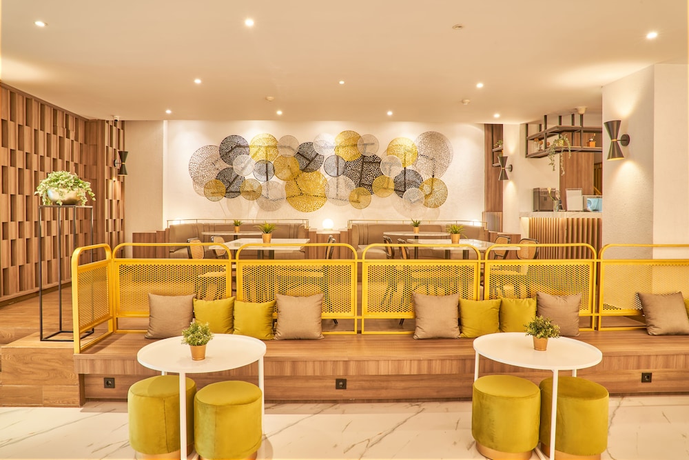 Hotel Alia Boutique Pasar Baru 34/50