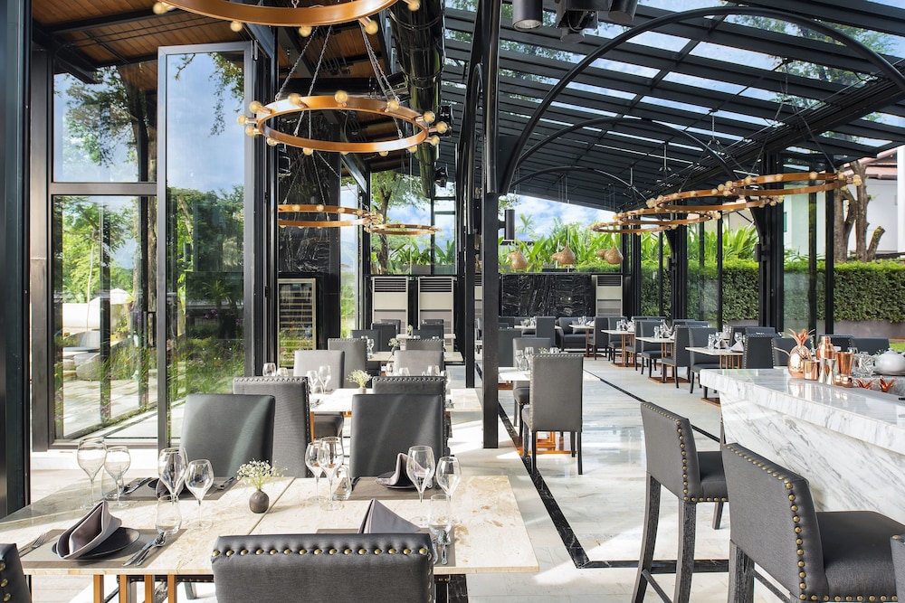 Cross Chiang Mai Riverside 56/72