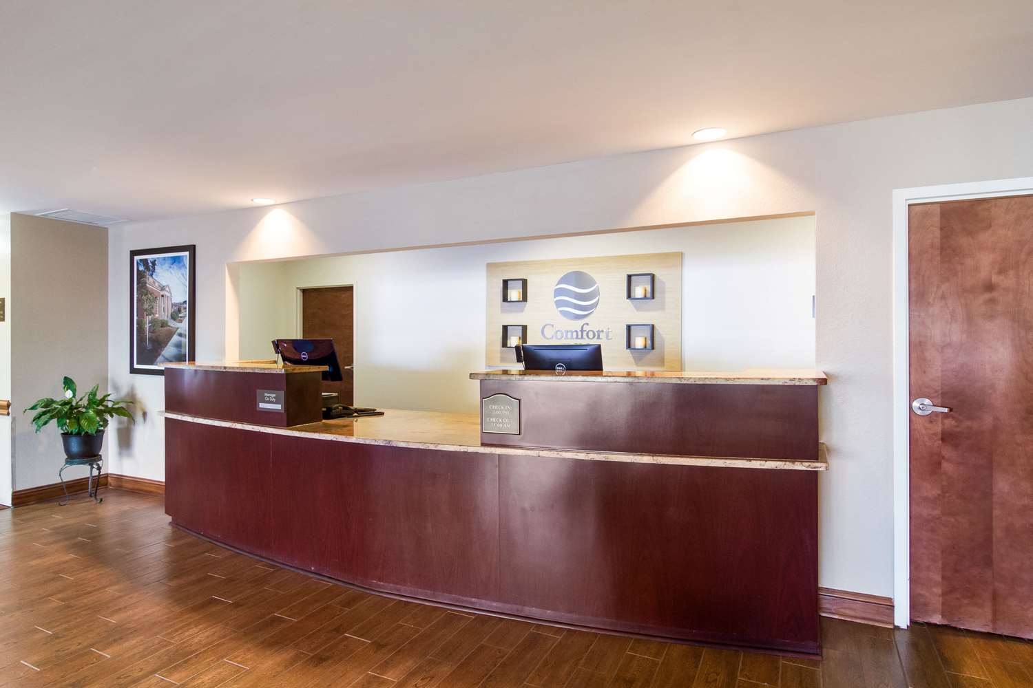 Comfort Inn Blackshear Hwy 84 4/25