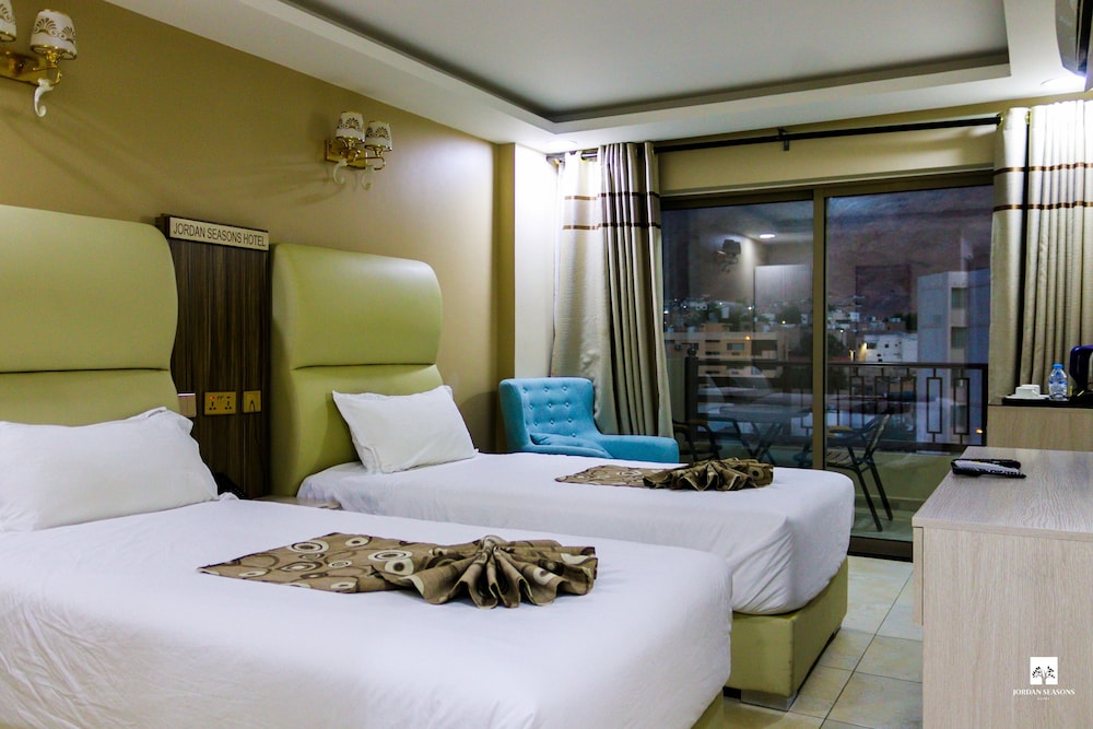 Jordan Seasons Hotel 27/50