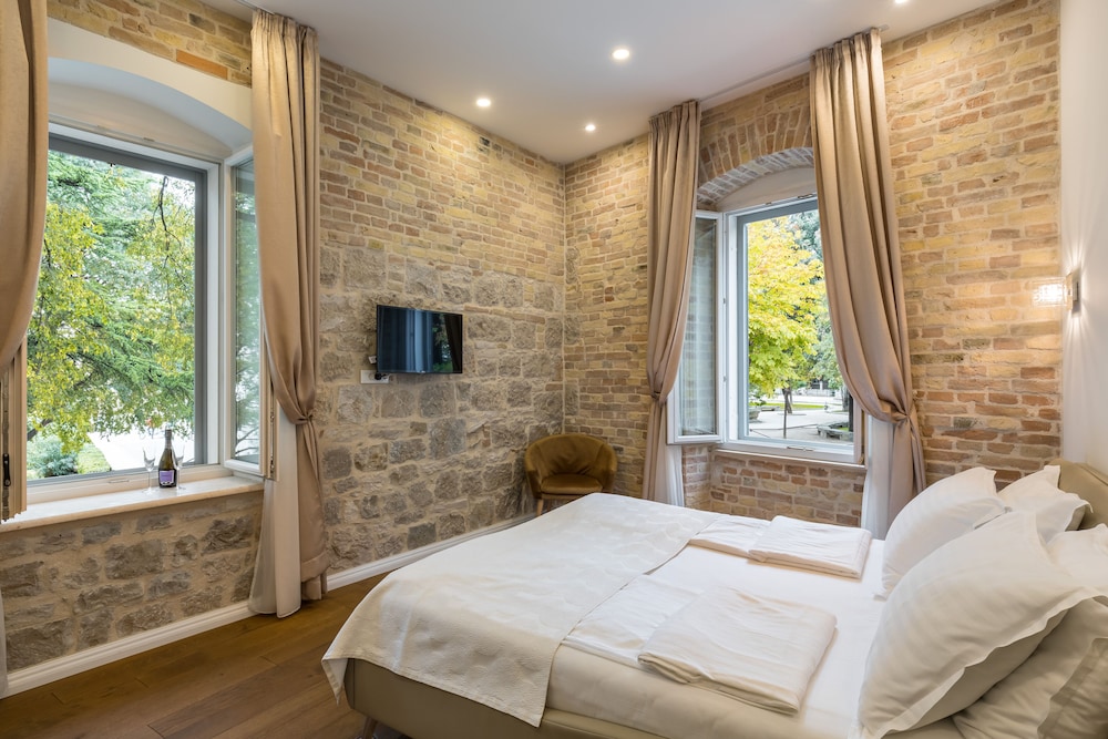 Pellegrini Luxury Rooms photo4