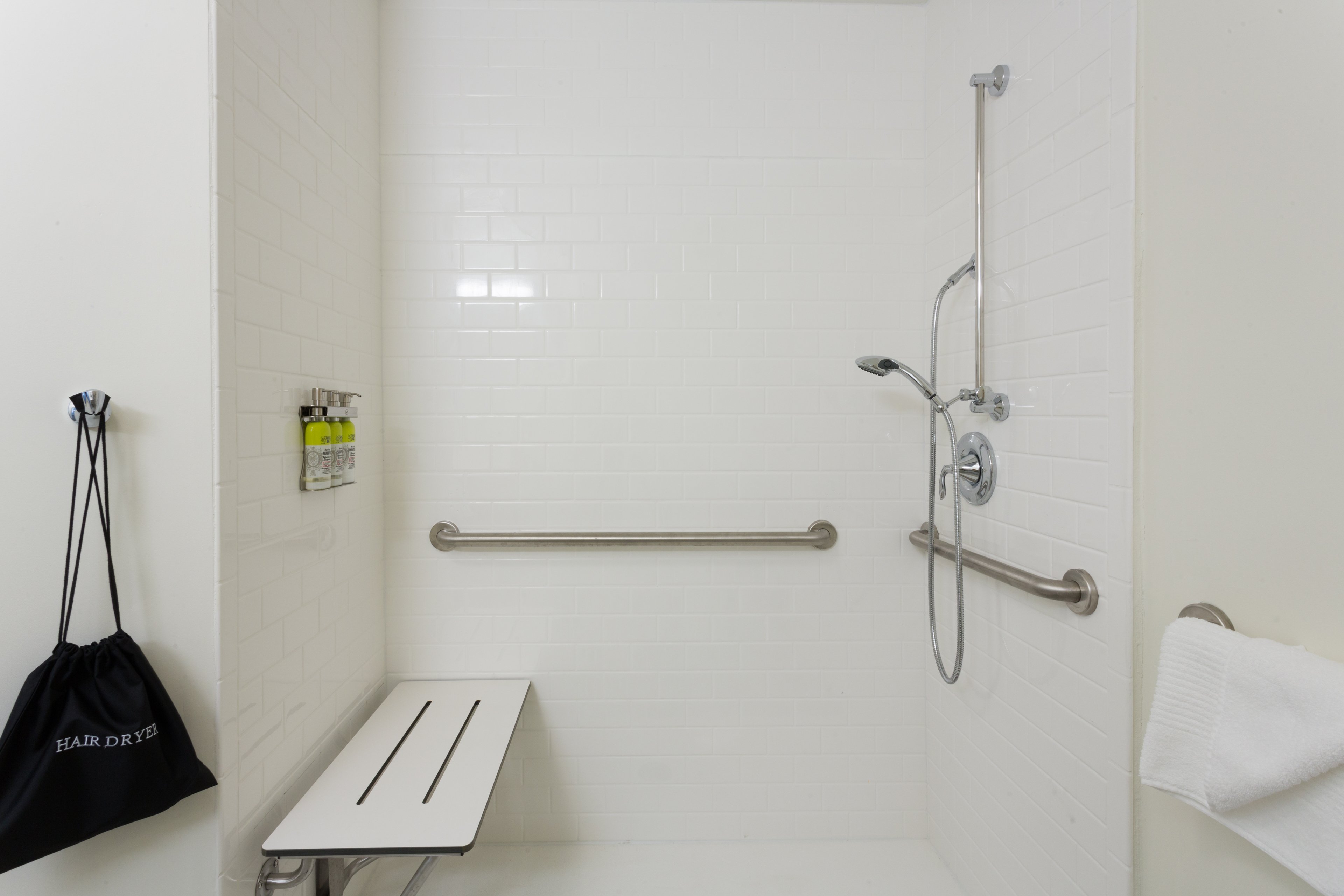 CANDLEWOOD SUITES MIAMI INTL AIRPORT - 36TH ST 57/59