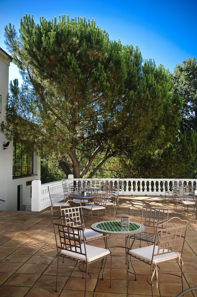 HOTEL GALAROZA SIERRA 43/58