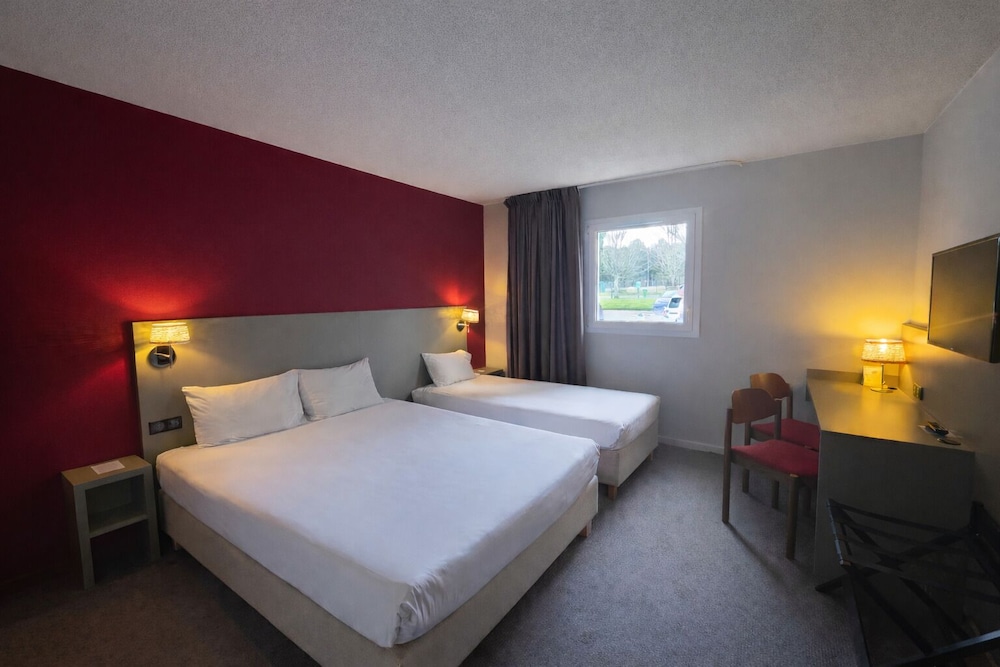 Hotel the Originals Dax Nord Les Bruyeres 10/49
