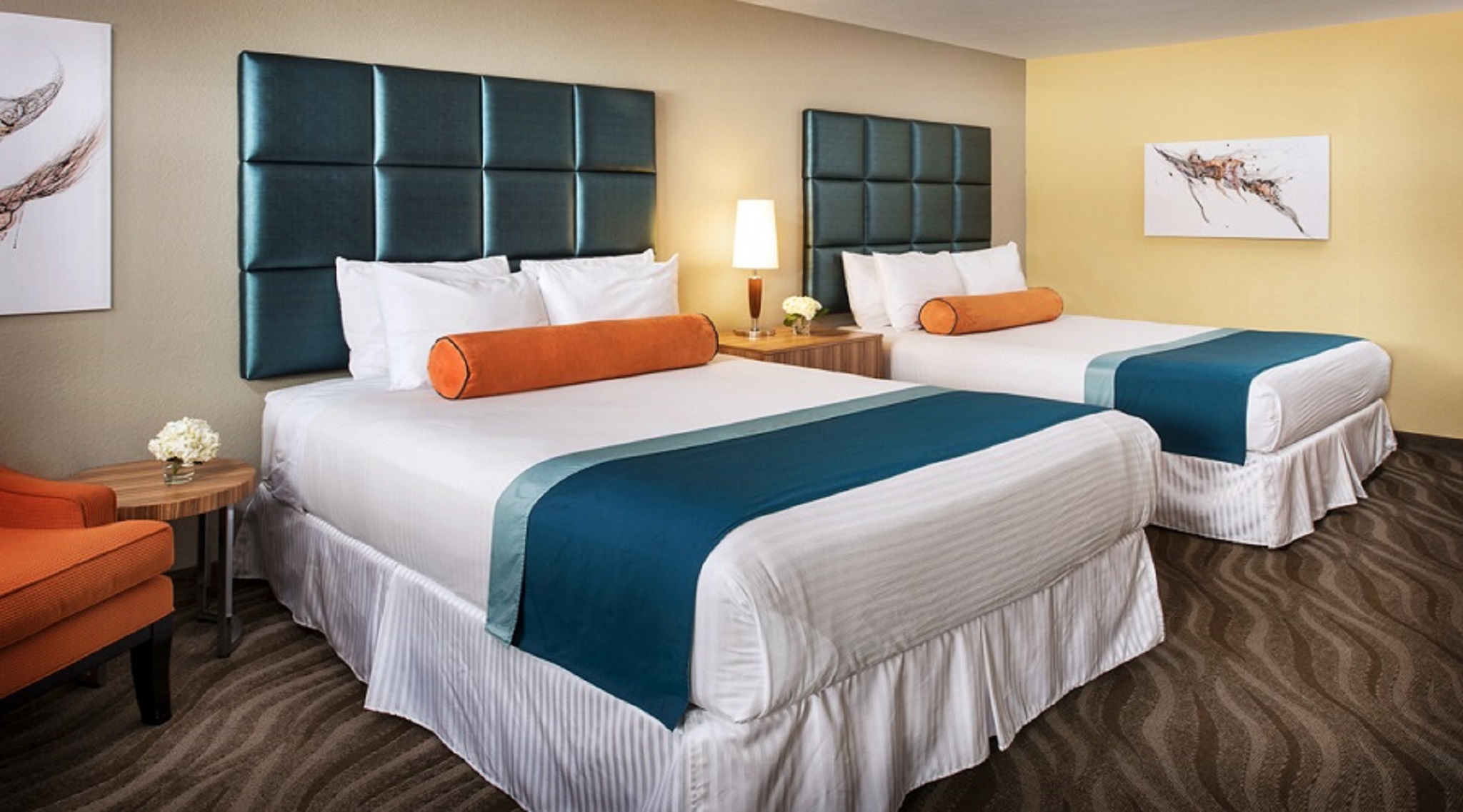 DELUXE, 2 QUEEN BEDS, ACCESSIBLE
