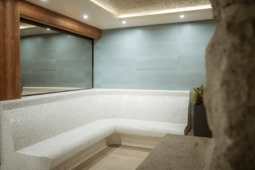 Angelina Apart Hotel&Spa Divcibare 54/83
