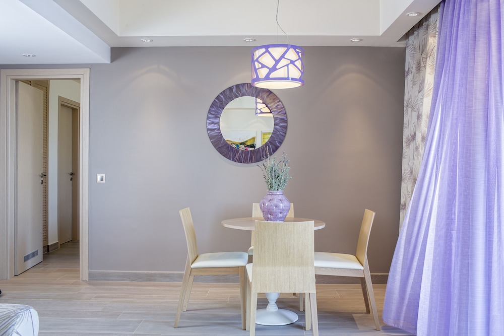 Princess Kyniska Suites 52/65
