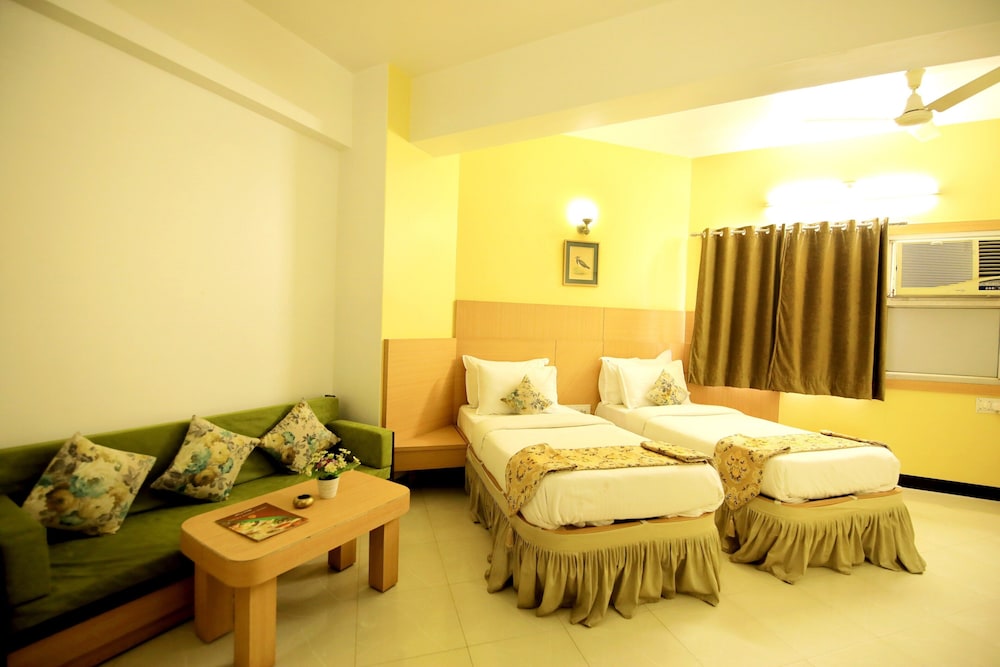 Ashish Palace 36/47