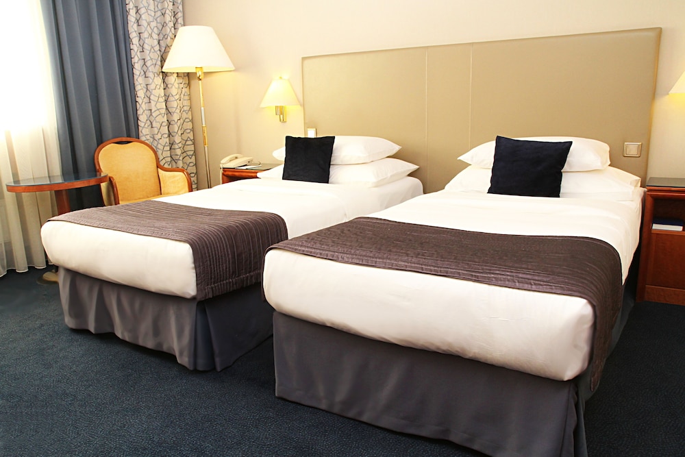 Panorama Prague Hotel 27/70