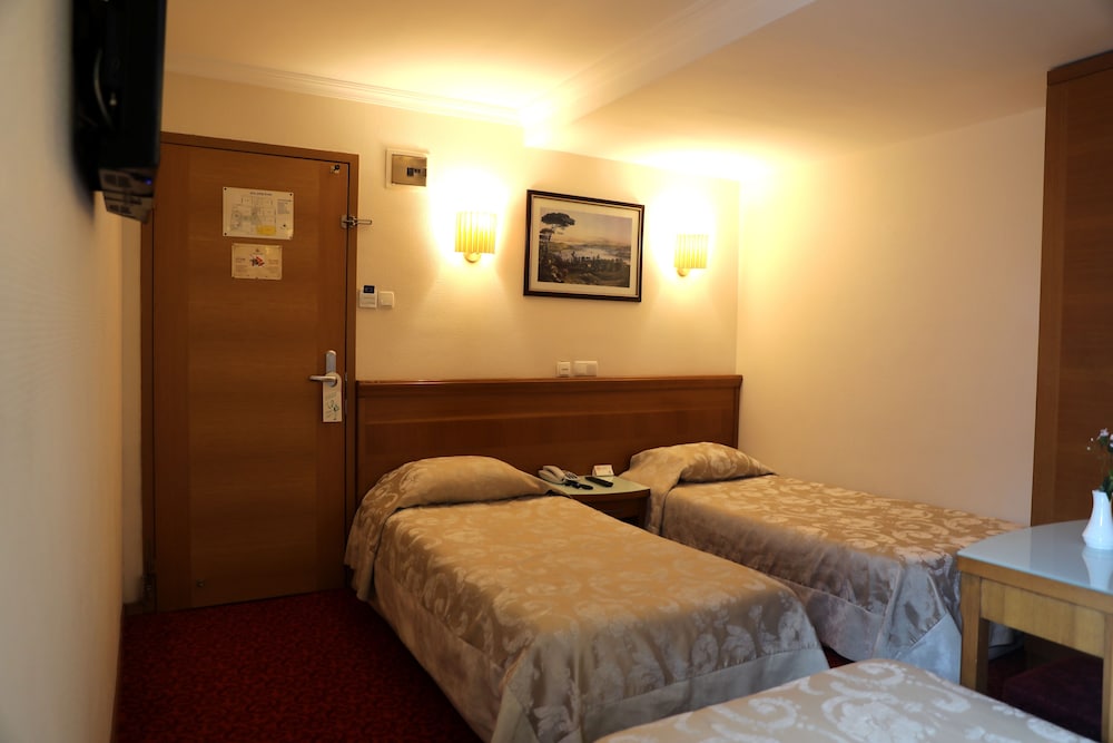 Yavuz Otel 22/49