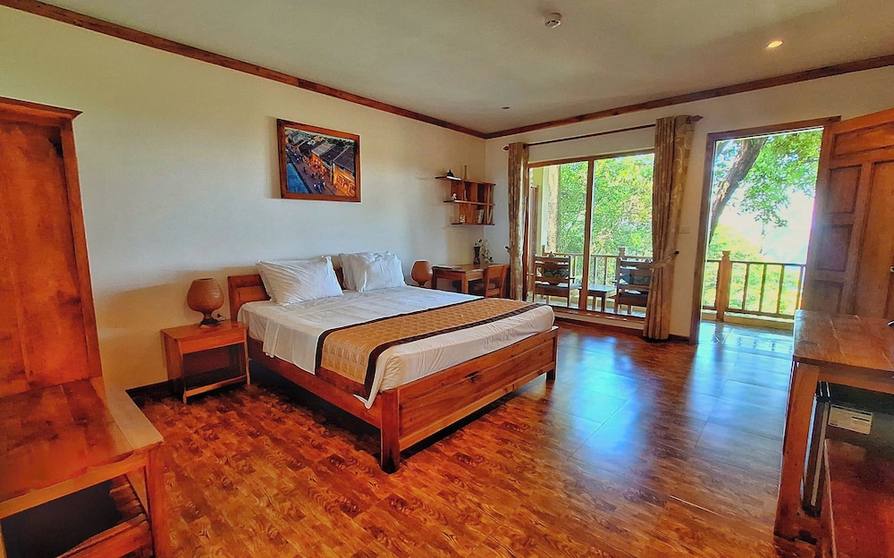 Ancarine Beach Resort 22/72