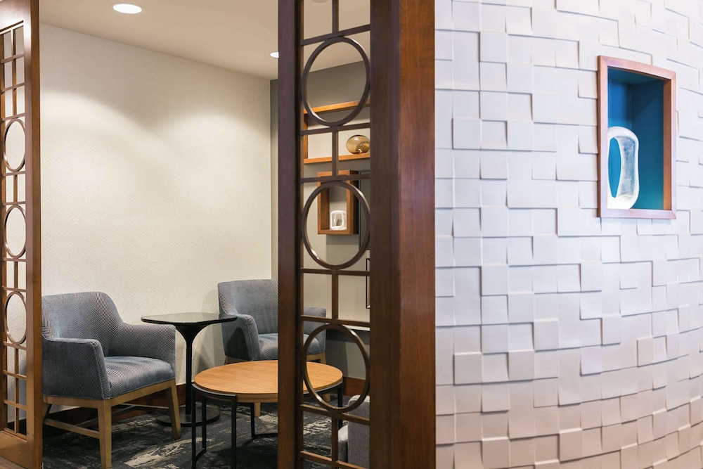 Hyatt Place Nashville/Franklin/Cool Springs 64/77