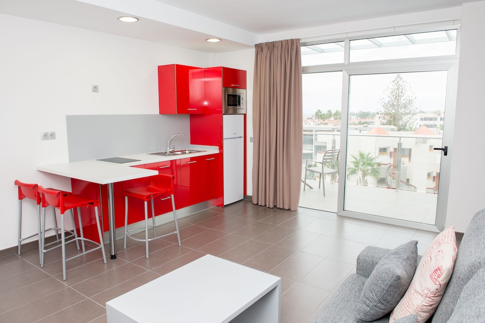 Apartamentos El Palmar 59/67