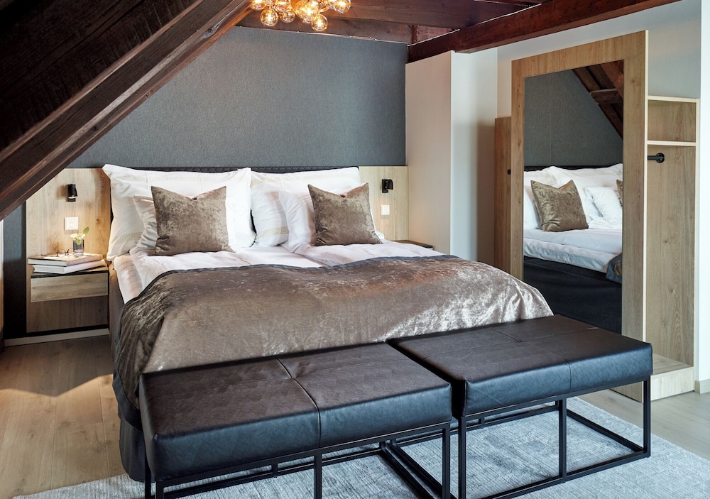 Suite, 2 Trundle Beds