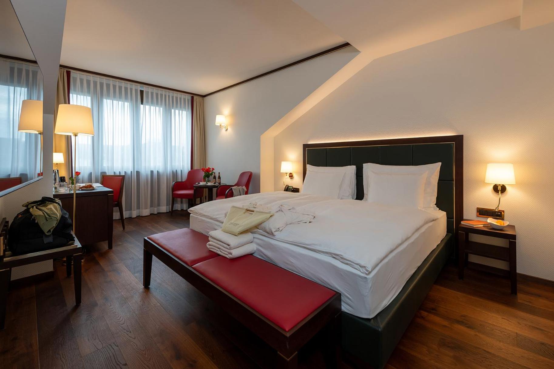 Room, King Bed, Village View