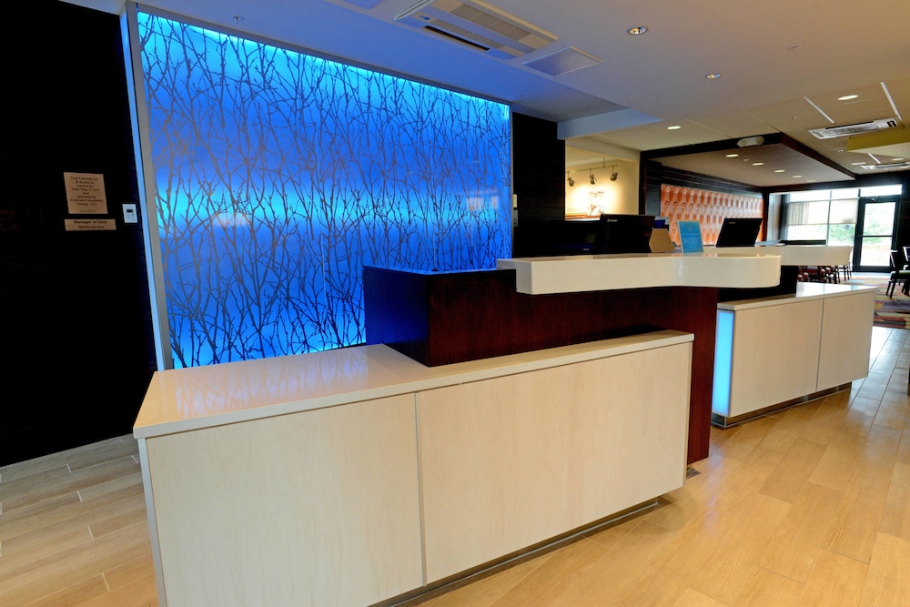 Fairfield Inn And Suites Bowling Green 7/46