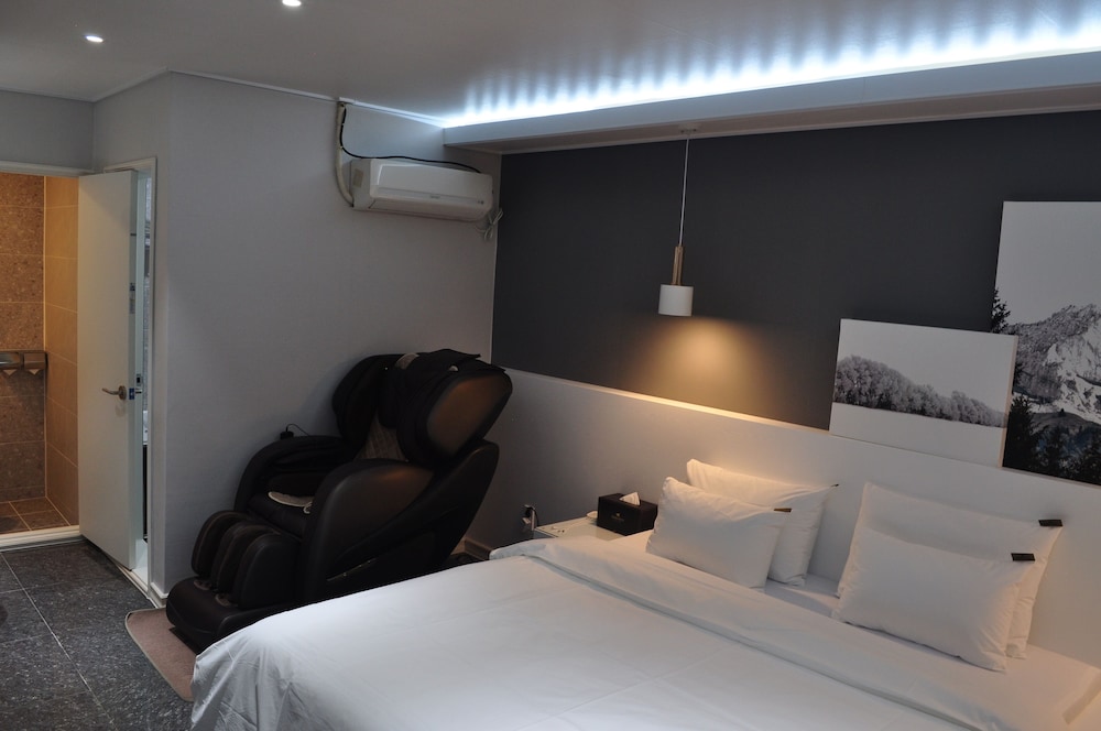 Business Hotel Venture 14/29