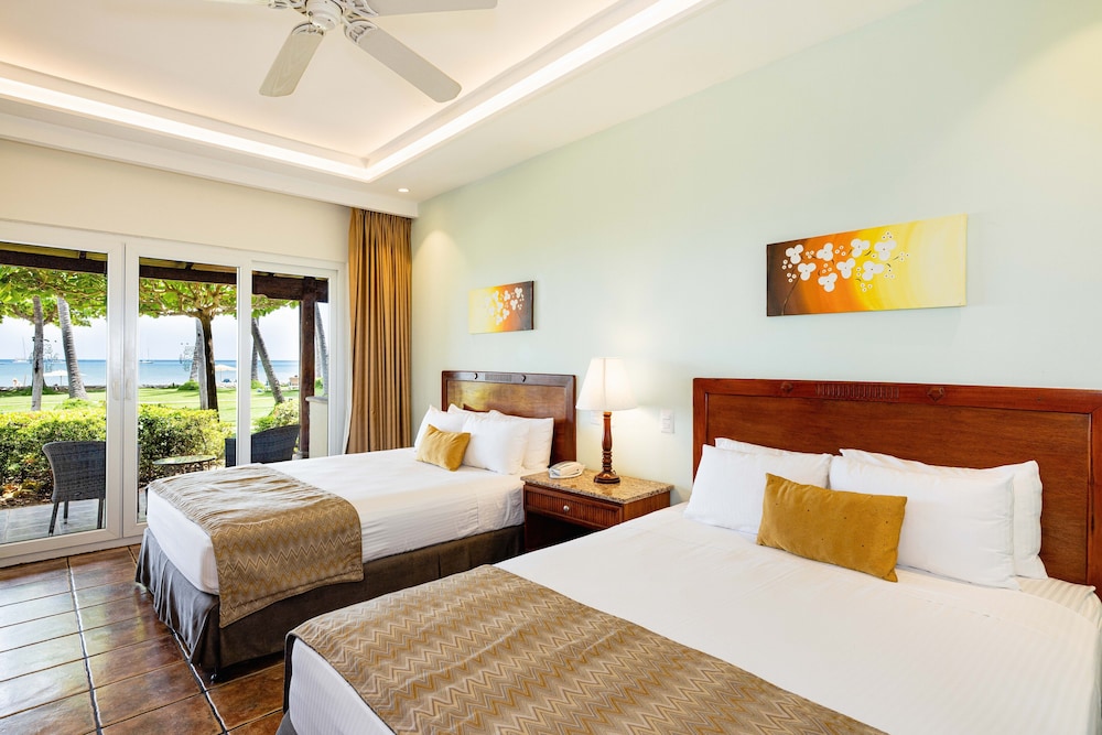 Sunset, 2 Queen Beds, Ocean View، Tamarindo Diria Beach Resort 3/10