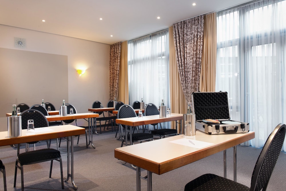 Wyndham Garden Hennigsdorf Berlin 40/43
