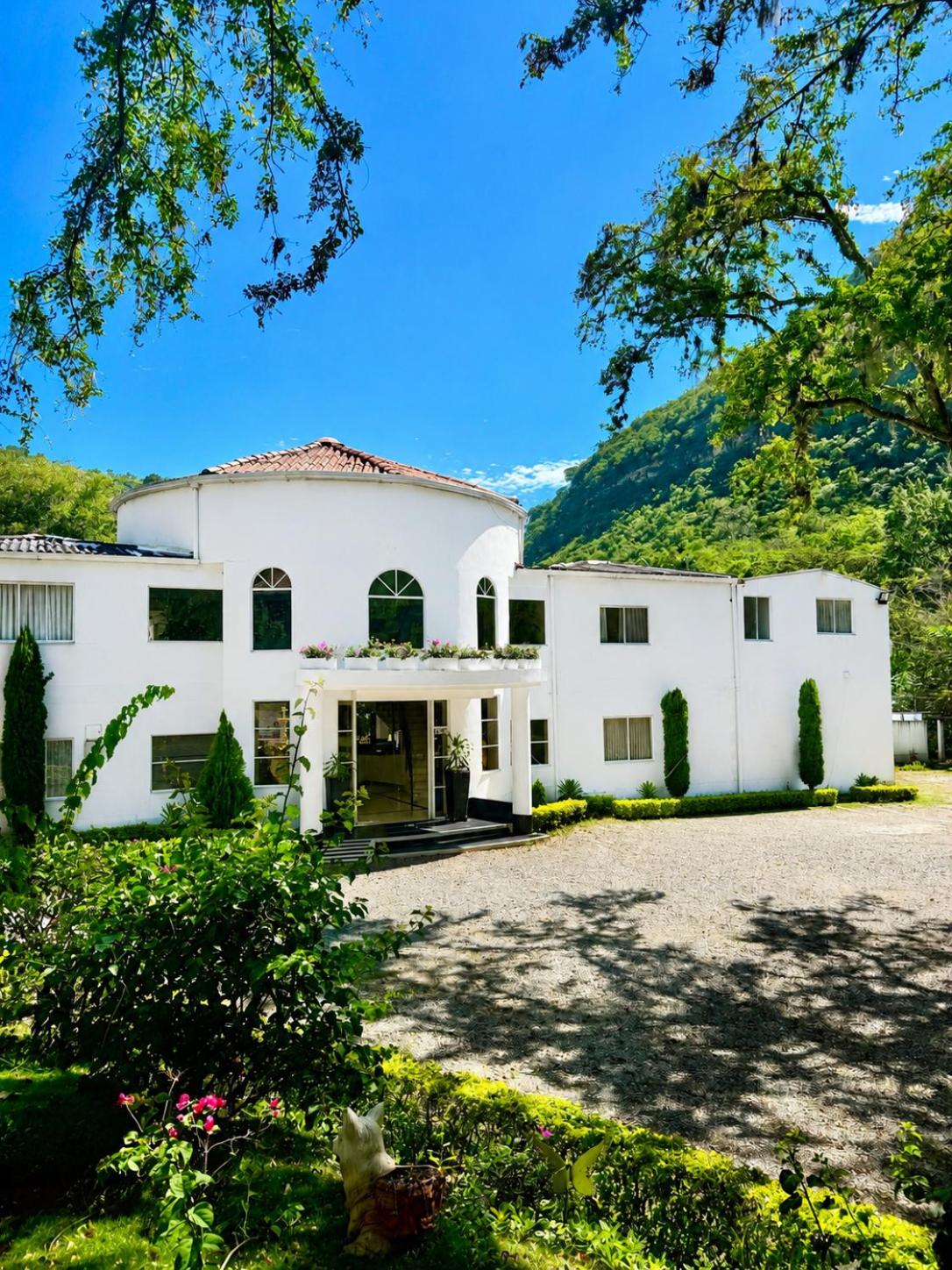 Hotel Campestre Santa Catalina 40/49