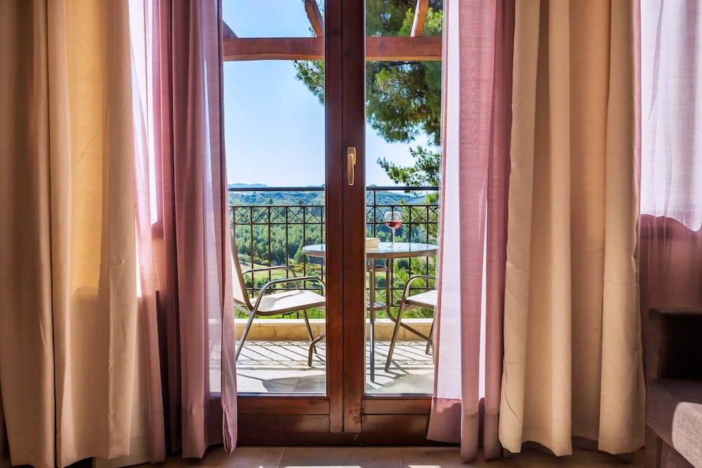 Akritas Ef Zin Villas & Suites photo3