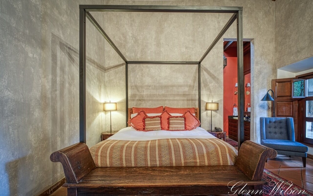 San Rafael Hotel 11/50