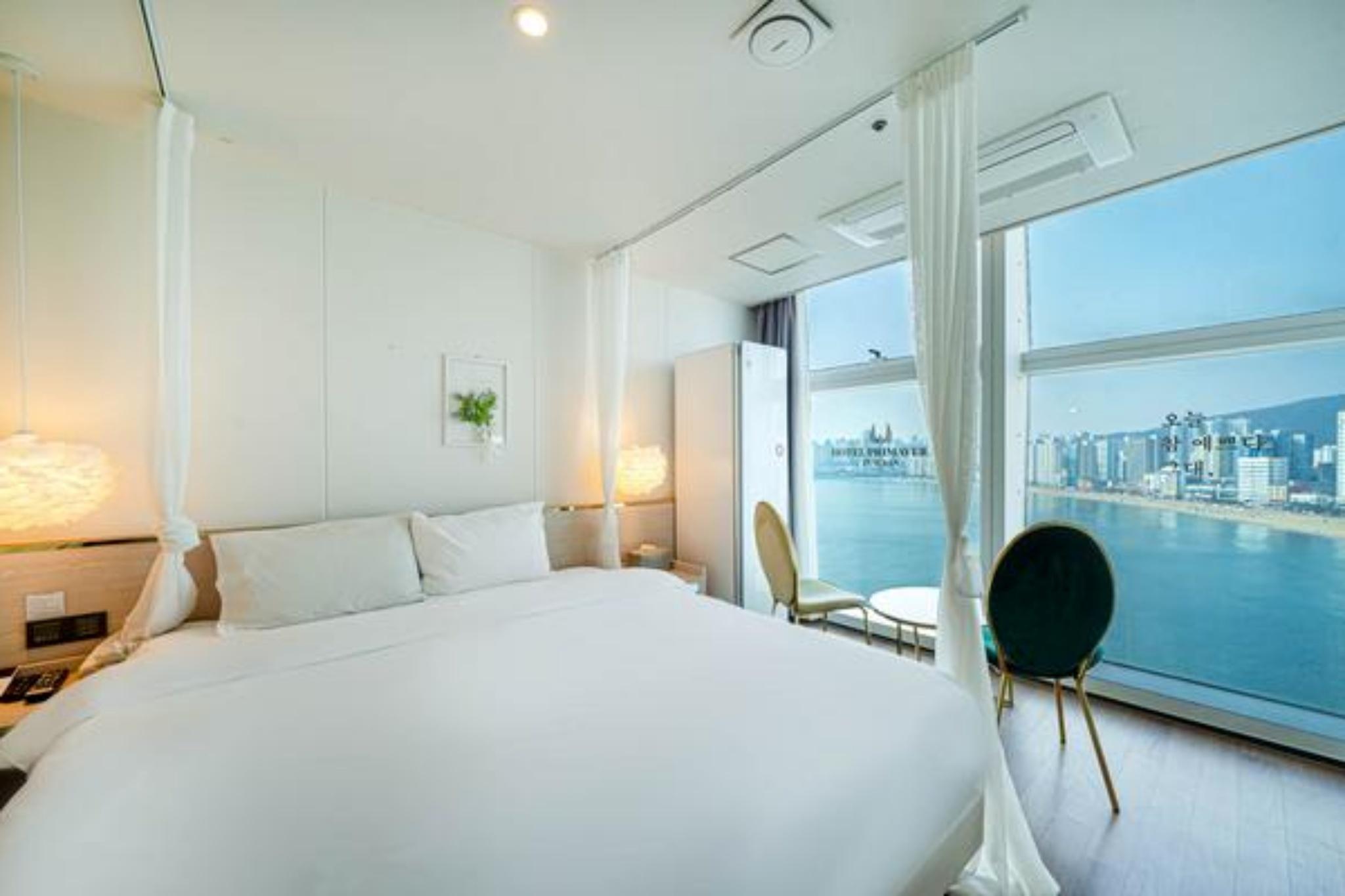 Royal, Style, Ocean, Suite, Ocean View, Bathtub