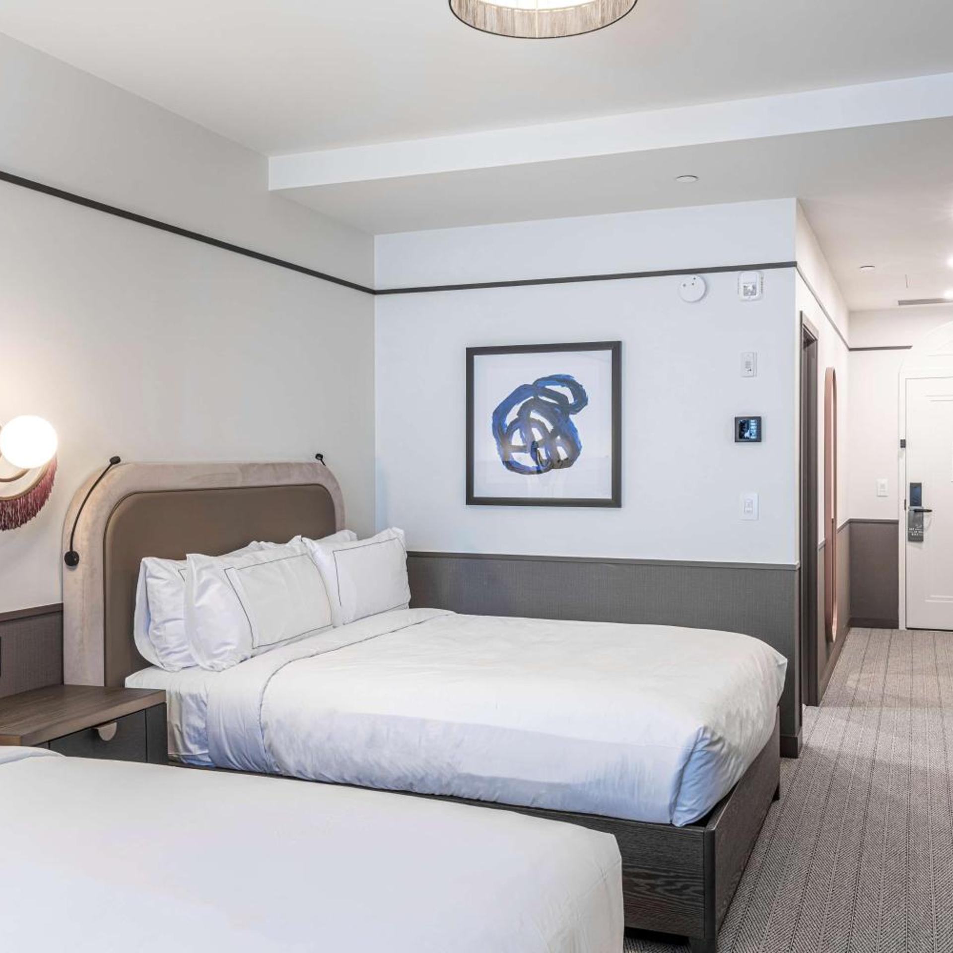 Room, King Bed, 2 Queen Beds