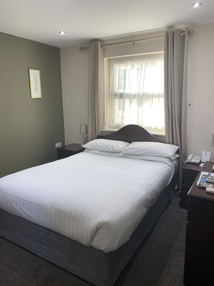 Best Western Claydon Hotel 9/73
