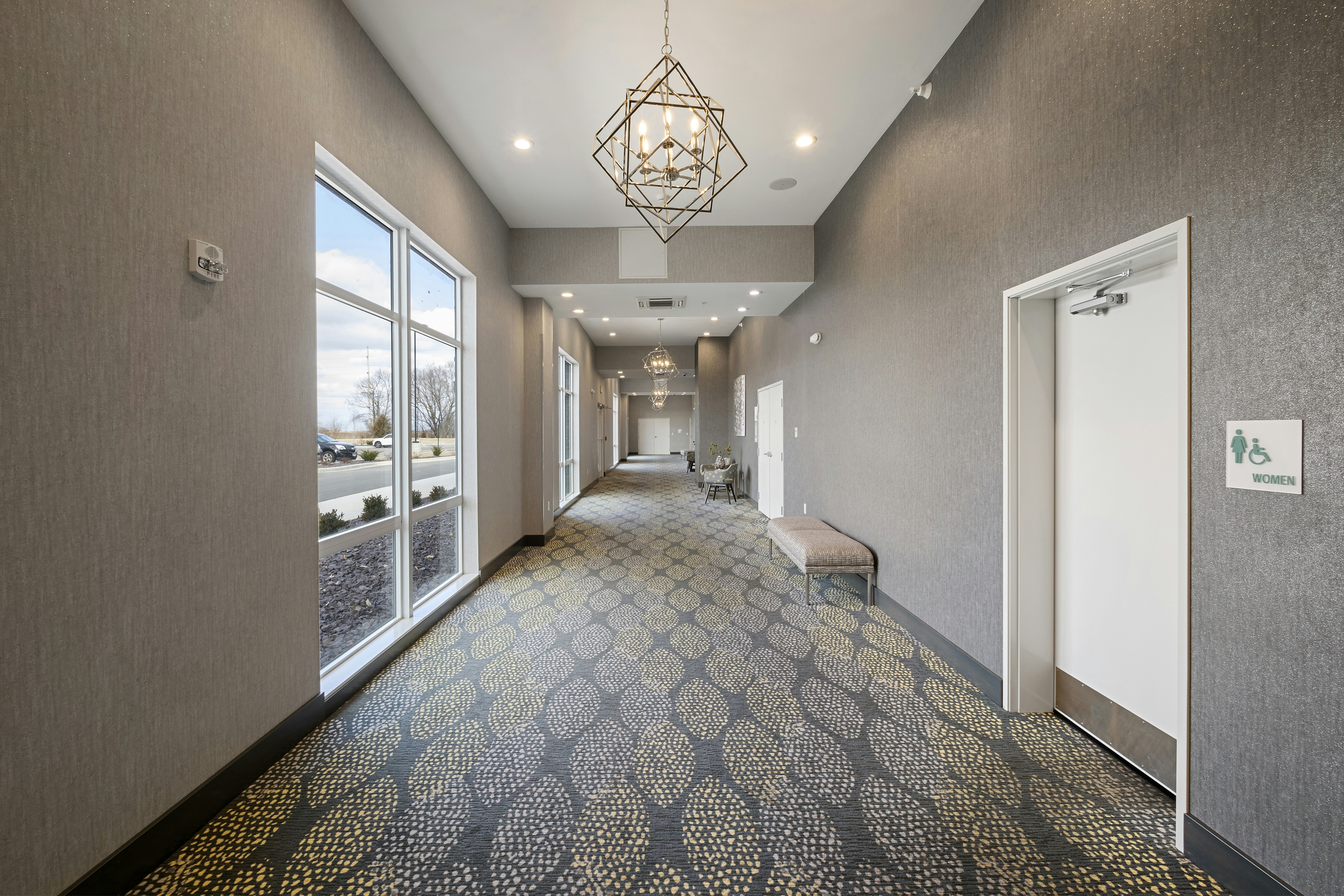 Holiday Inn Hotel Suites Decatur 4/69
