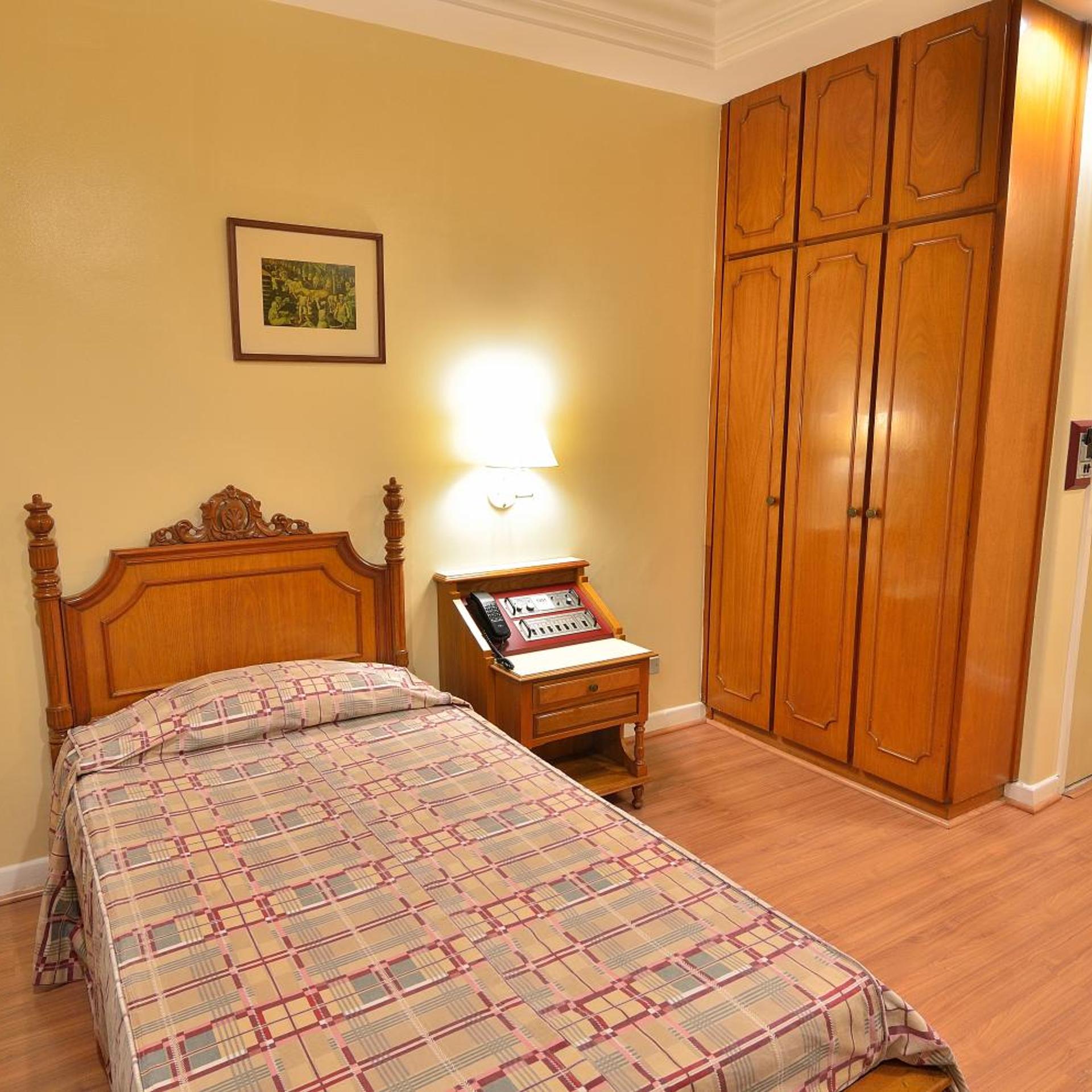 Hotel Castelar 17/99