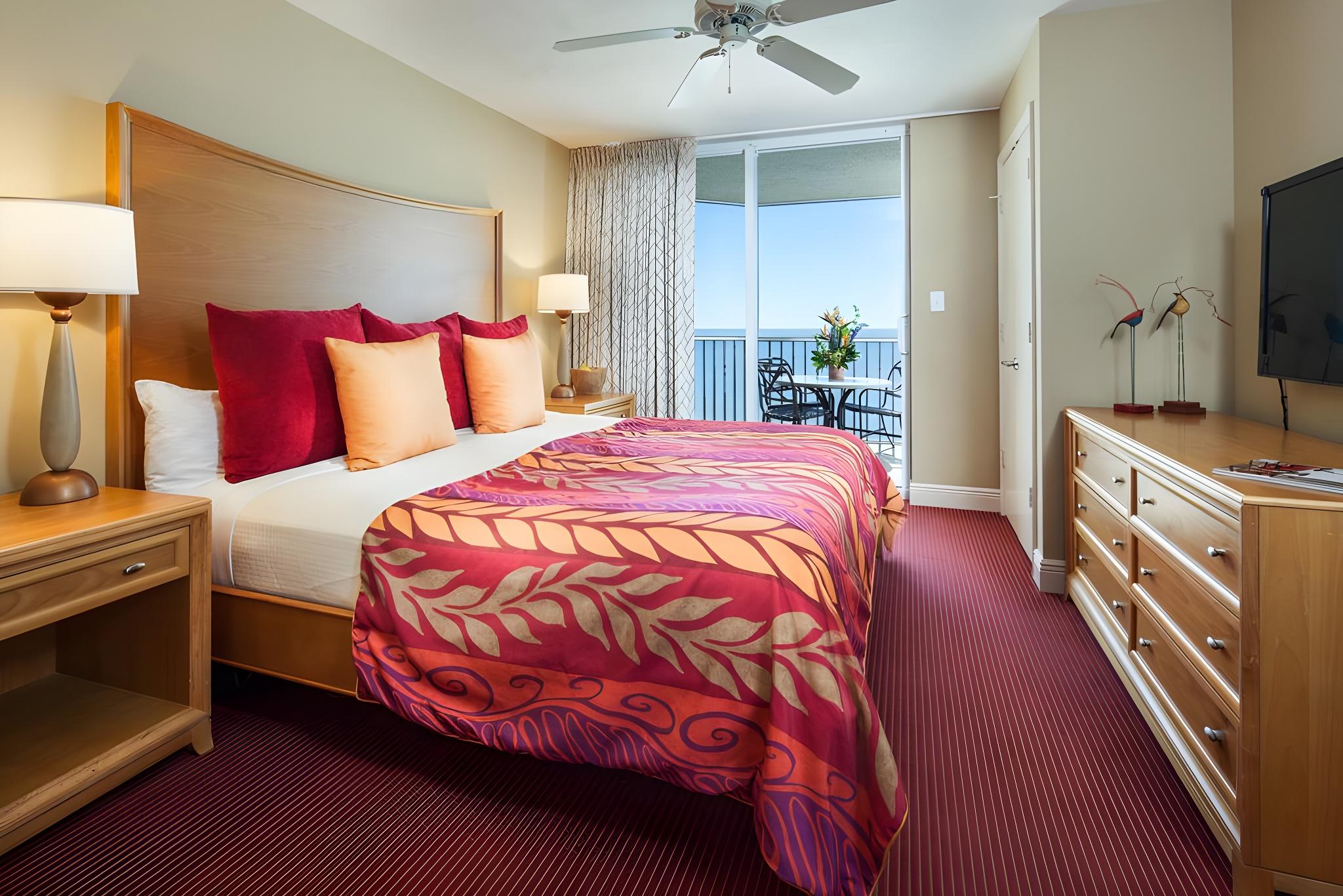 Deluxe, Beach Front