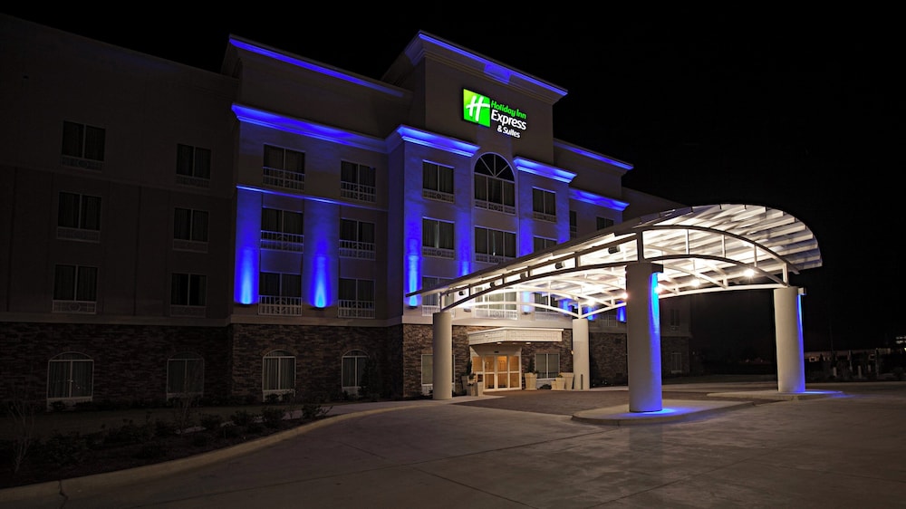Holiday Inn Express Hotel Suites Bossier City Northeast 32/32